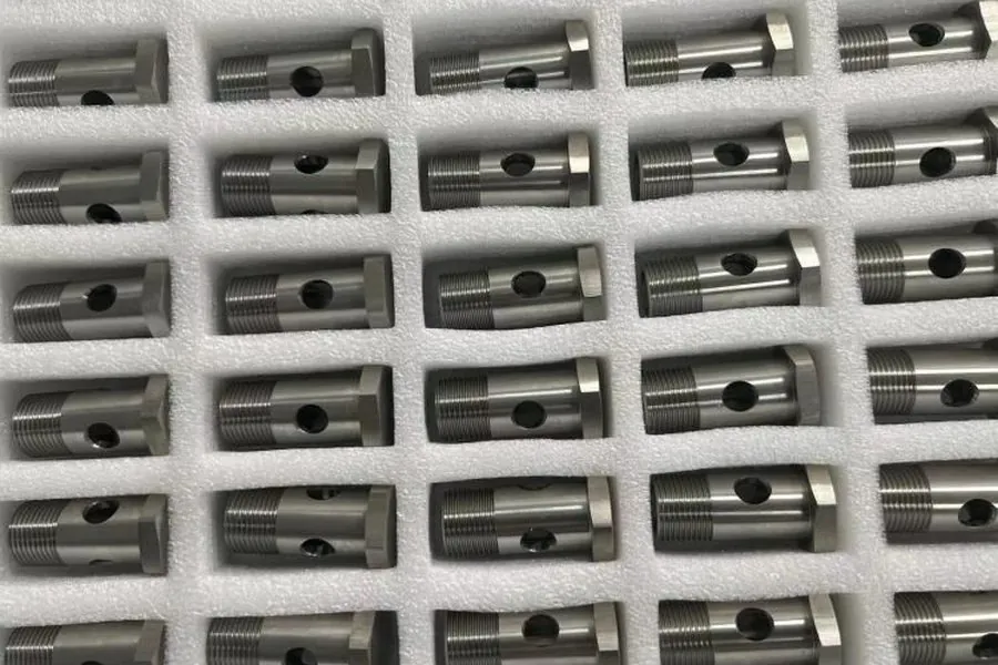 Custom export packaging of precision components in protective foam trays
